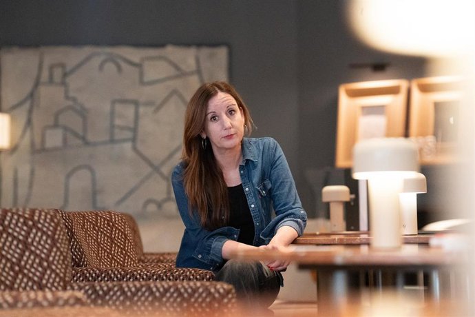 La periodista Txell Feixes en una entrevista de Europa Press por la presentación de su libro 'Aliadas' (Capitán Swing).