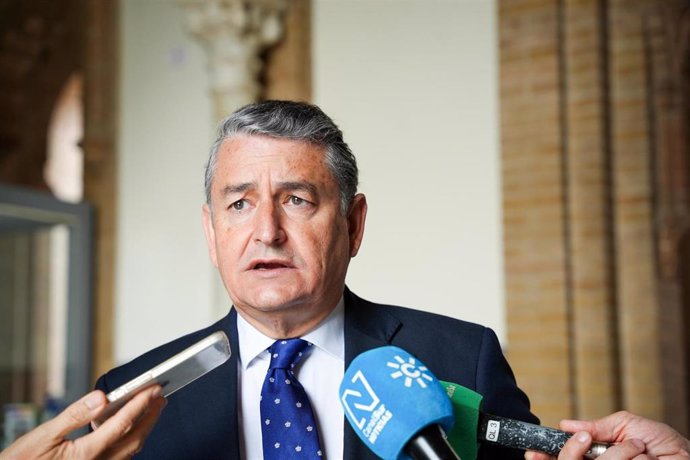 El consejero de la Presidencia, Interior, Diálogo Social y Simplificación Administrativa, Antonio Sanz, este lunes