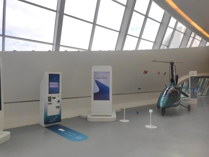 Archivo - Interior de Mobility City, en el Pabellón Puente de Zaragoza.