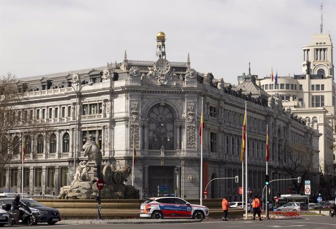 Archivo - Fachada del Banco de España, a 1 de abril de 2025, en Madrid (España). El Banco de España volvió a registrar por segundo año consecutivo un resultado neto de cero euros en 2024, tras utilizar 7.549 millones de euros de provisiones de riesgos fin