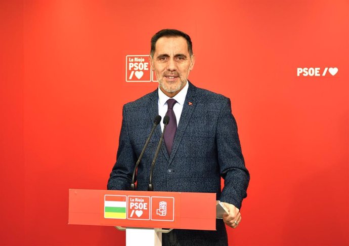 Archivo - El diputado, Jesús María García