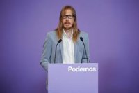 Podemos acusa al TS de amparar al emérito de forma "vomitiva" y denuncia que el Poder Judicial está lleno de "golpistas"