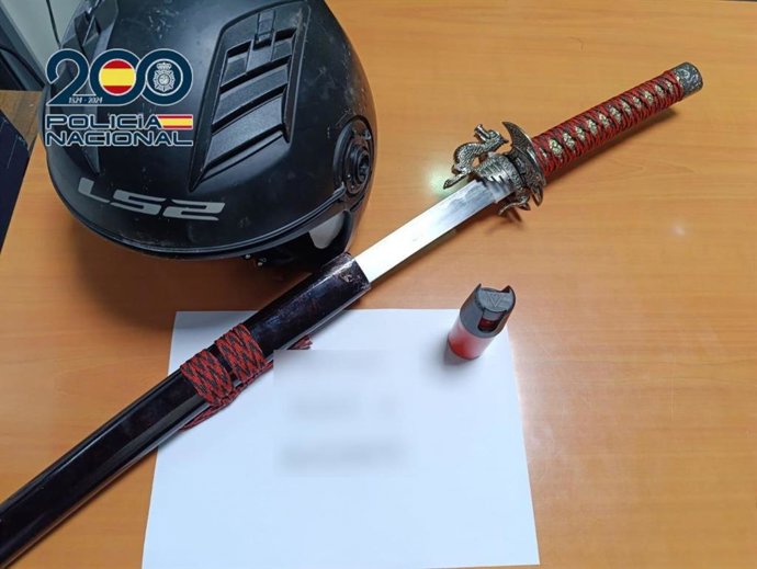 Doce detenidos en Alicante acusados de participar en una reyerta con una katana