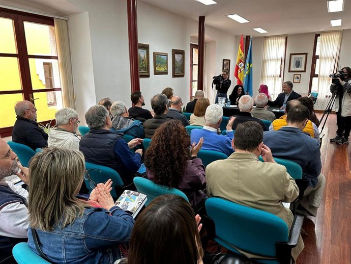 La consejera de Cultura, Vanessa Gutiérrez, durante la inauguración de la 46 Selmana de les Lletres.