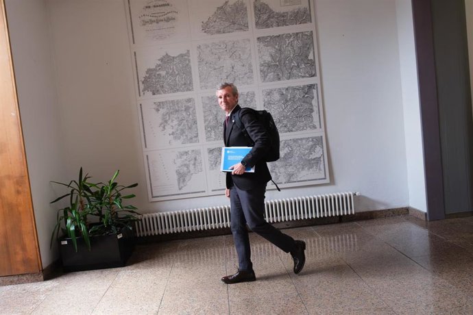 O titular do Executivo galego, Alfonso Rueda, preside a reunión do Consello da Xunta. Sala do Consello, 05/05/25.