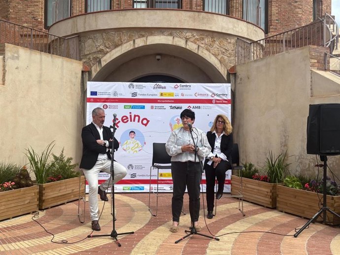 Presentación de la feria GiraFeina en Santa Coloma