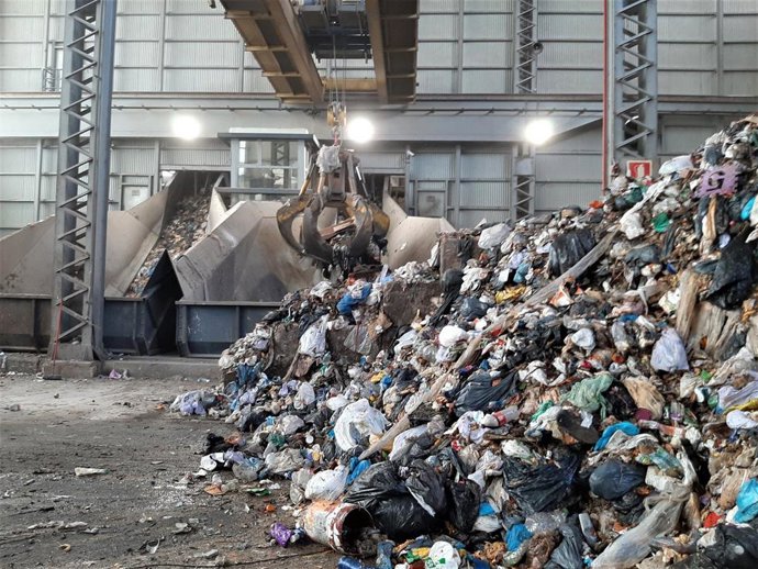 Archivo - Planta de tratamiento de residuos. 