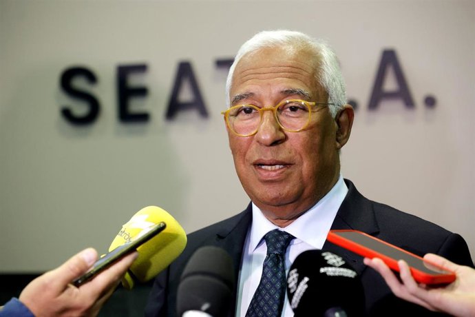 El presidente del Consejo Europeo, António Costa, en una atención a los medios tras su visita a la sede de Seat, en Martorell (Barcelona)