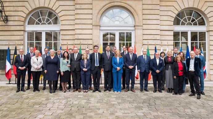 Foto de los participantes a la conferencia ‘Elige Europa para la Ciencia’, el 5 de mayo de 2025, en París (Francia).