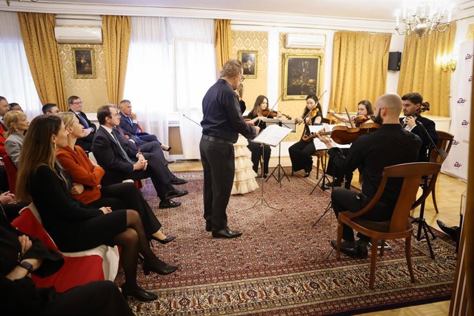 La Comunidad conmemora el Día de Europa con un concierto de música clásica en la Embajada de Polonia