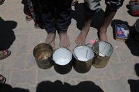 Trump dice que EEUU ayudará a conseguir "algo de comida" para los palestinos en Gaza