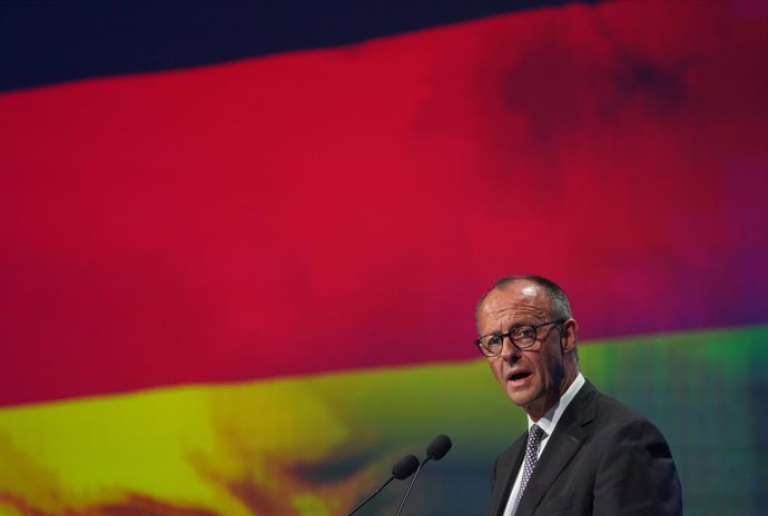 Friedrich Merz, presidente da CDU alemã, durante o Congresso do Partido Popular Europeu (PPE) na Feria de Valencia, em 29 de abril de 2025, em Valencia, Valência, Espanha. O Congresso do Partido Popular Europeu começa na terça-feira, 29 de abril.