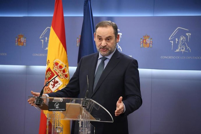 Archivo - Imagen de archivo del exministro José Luis Ábalos durante una rueda de prensa en el Congreso de los Diputados tras denunciar a la Guardia Civil ante la Fiscalía el pasado diciembre.