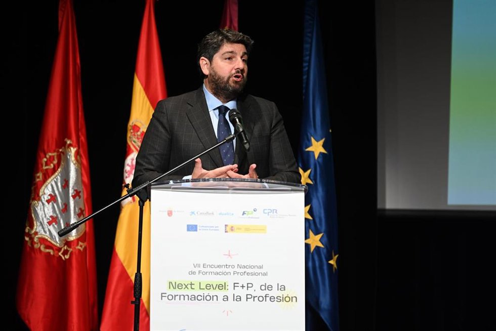 El jefe del Ejecutivo autonómico, Fernando López Miras, inaugura en Alcantarilla el VII Encuentro Nacional de Formación Profesional Next Level: F+P: de la Formación a la Profesión