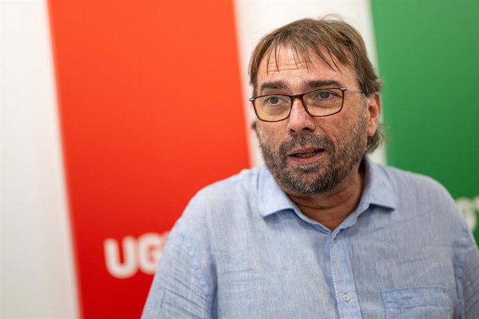 Archivo - El secretari general de la UGT de Catalunya, Camil Ros