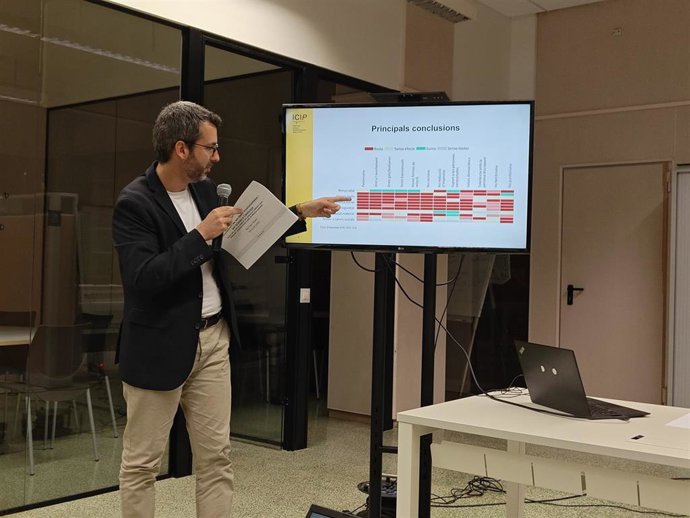 Roger Tugas durante la presentación del estudio.