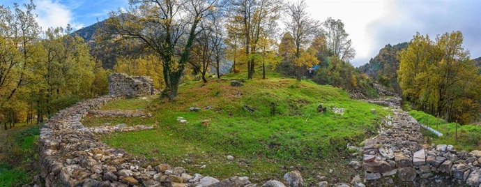 Archivo - El castillo de Guardiola, en Guardiola de Berguedà (Barcelona)