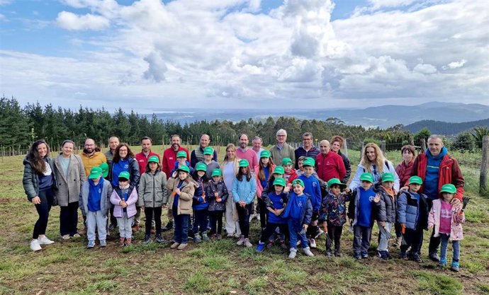 El Principado convierte antiguos terrenos forestales en espacios productivos para revitalizar el medio rural.