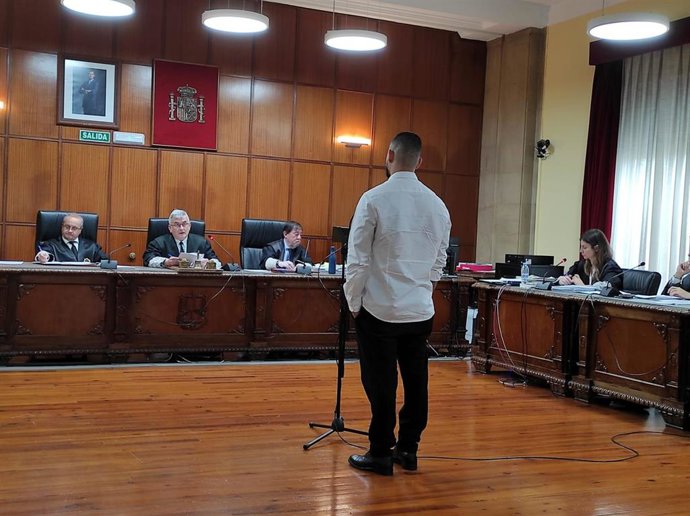 El acusado presta declaración ante el tribunal