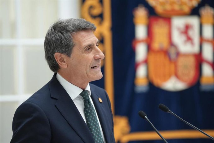 El delegado del Gobierno en Andalucía, Pedro Fernández, durante su intervención. Imagen de archivo.