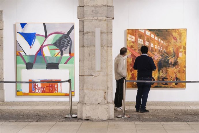 Archivo - Inauguración de la exposición " La Pintura" en el patio central del Parlamento de Cantabria para conmemorar el 50 aniversario de la coleccion Los Bragales de Jasime Sordo