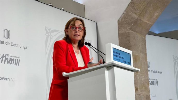 La consellera de Territorio, Vivienda y Transición Ecológica de la Generalitat, Sílvia Paneque, en una rueda de prensa tras el Consell Executiu