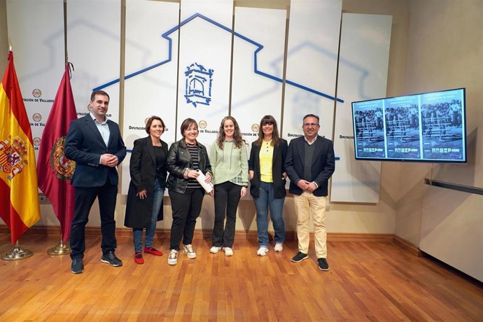 Presentación en la Diputación de Valladolid del VI Festival de Folclore organizado por la Asociación de Jotas 'Aldea Maior'