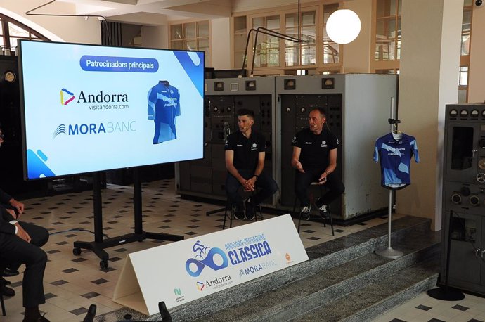 Presentación de la primera edición de la Andorra MoraBanc Clàssica, prueba ciclista profesional impulsada por el ciclista español Carlos Verona