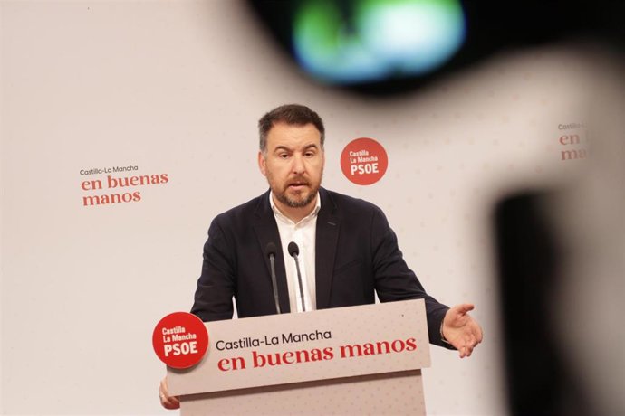 El portavoz de Empleo y Agricultura del PSOE en las Cortes de C-LM, Antonio Sánchez Requena.