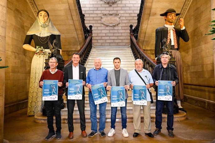 Acto de presentación del I Open Internacional de Lanzamiento con Honda.
