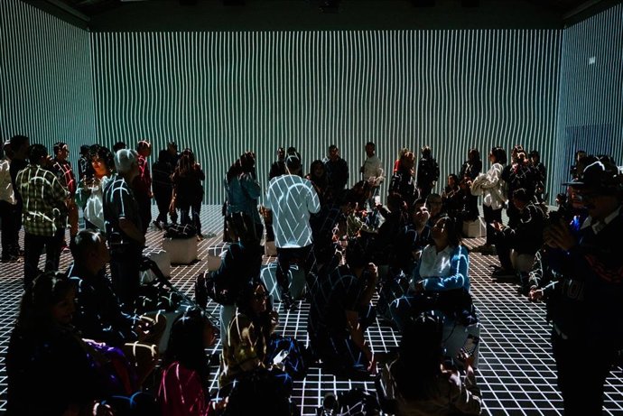 Bombas Gens reimagina el centro de arte del futuro con su programación de la Semana de los Museos