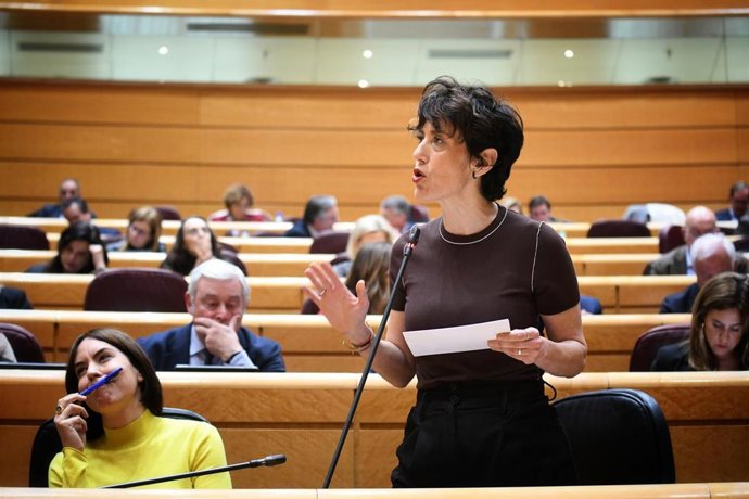 Archivo - La ministra de Inclusión, Seguridad Social y Migraciones, Elma Saiz, 