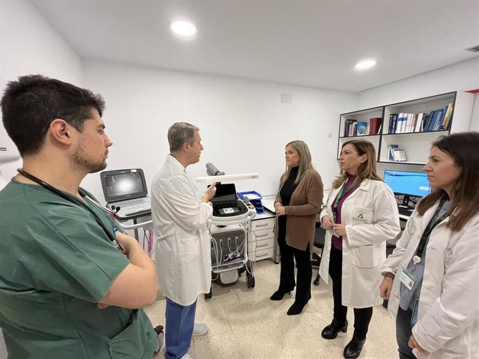 Visita a la planta de Neumología del Hospital de Jaén.
