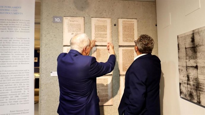 Benidorm (Alicante) explica su Carta de Poblament de 1325 en una exposición por sus 700 años hasta octubre