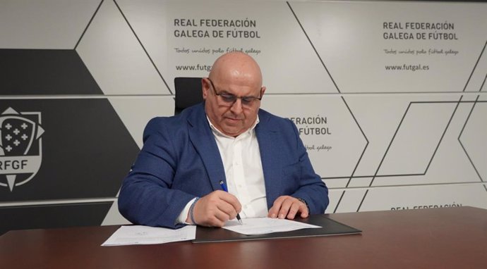 El presidente de la Real Federación Galega de Fútbol (RFGF), Pablo Prieto
