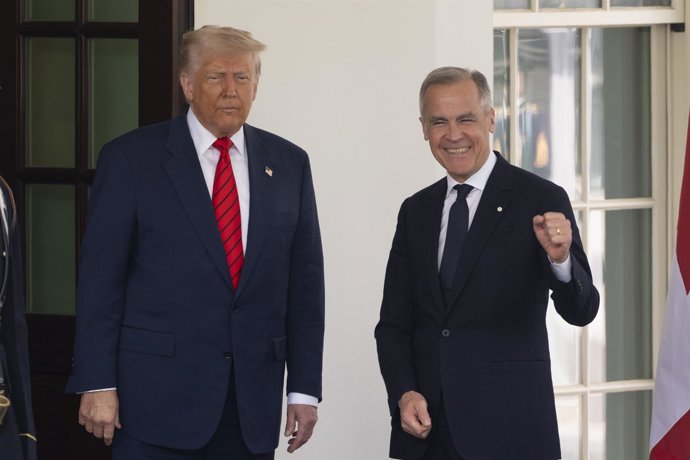 El presidente de Estados Unidos, Donald Trump, recibe en la Casa Blanca al primer ministro de Canadá, Mark Carney