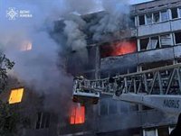 Al menos dos muertos y ocho heridos en un ataque ruso contra Kiev en la víspera de la tregua de Putin