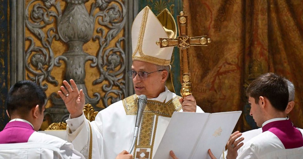 El papa celebra su primera misa en la Capilla Sixtina