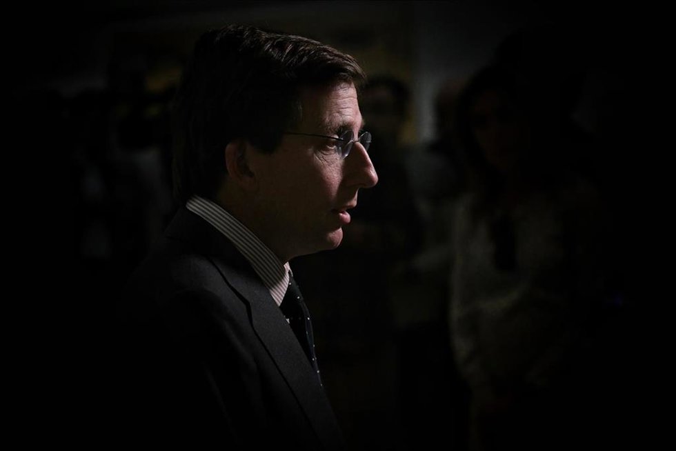 El alcalde de Madrid, José Luis Martínez-Almeida, durante un pleno en el Ayuntamiento de Madrid 