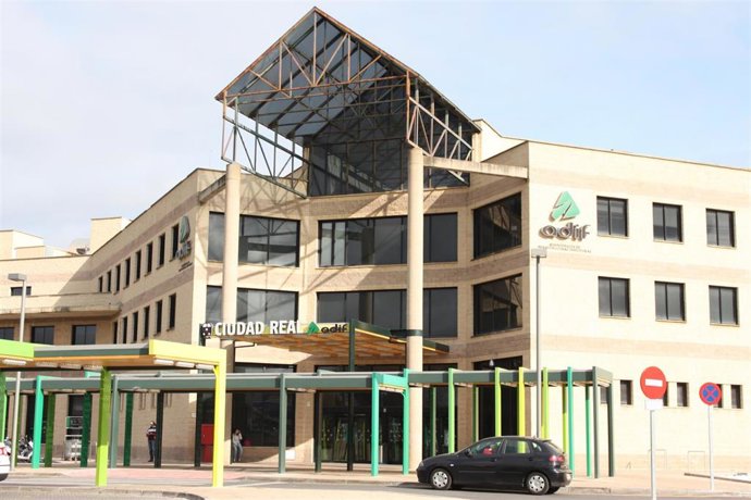 Archivo - Estación de tren de Ciudad Real.