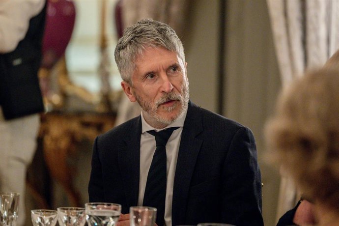 Archivo - El ministro del Interior, Fernando Grande-Marlaska, durante una cena de gala con motivo de la celebración del Día de la Mujer, en la Residencia de Francia en Madrid, a 10 de marzo de 2025, en Madrid (España).
