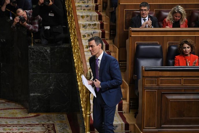 El presidente del Gobierno, Pedro Sánchez, durante una sesión plenaria, en el Congreso de los Diputados, a 7 de mayo de 2025, en Madrid (España).