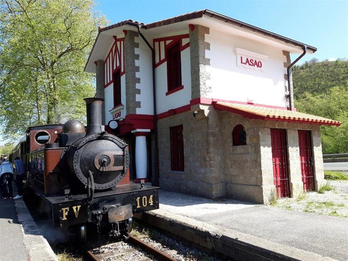 Archivo - El Museo Vasco del Ferrocarril pondrá en circulación el fin de semana los últimos cinco trenes de vapor de la temporada