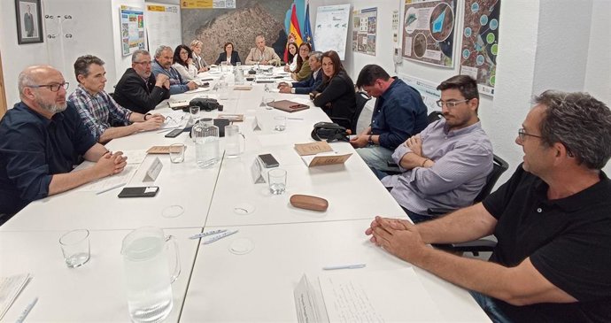 Imagen de la reunión de la reunión de los responsables del Miteco con los representantes del sector ganadero