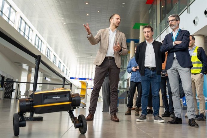 Aerocas y la Asociación de Robótica Móvil impulsan un 'hub' de robótica aeroportuaria pionero a nivel internacional
