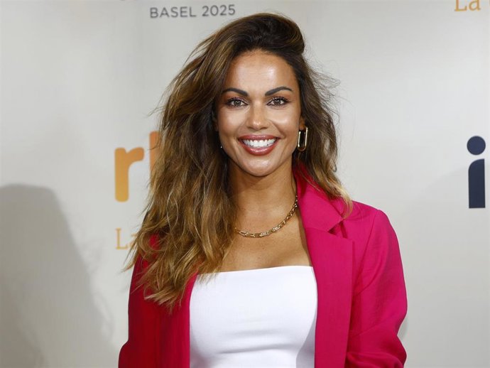 Lara Álvarez asiste a la presentación de la nueva programación de primavera de RTVE y su despedida antes de viajar a Basilea, a 6 de mayo de 2025, en Madrid (España).