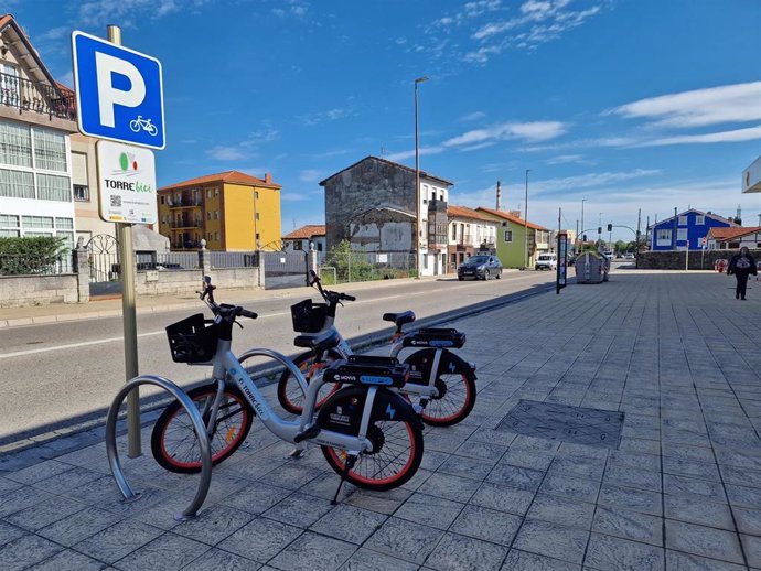 Archivo - Bicicletas del servicio de alquiler Torrebici