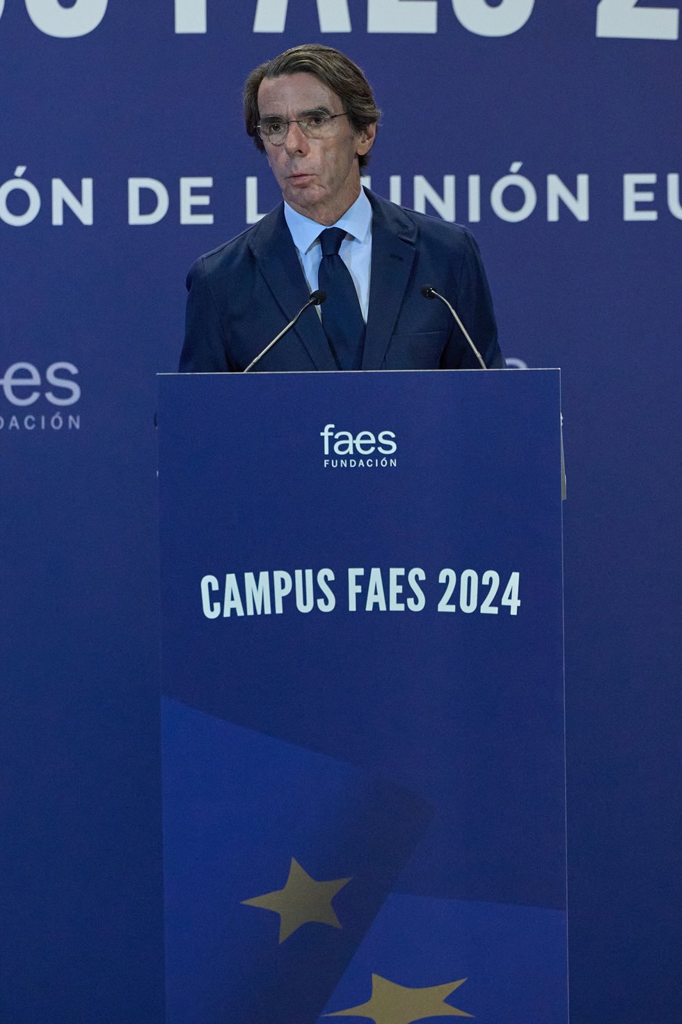 Archivo - El ex presidente del Gobierno José María Aznar interviene en la inauguración del 'Campus FAES 2024', en el Hotel Petit Palace Savoy Alfonso XII, a 23 de septiembre de 2024, en Madrid (España). La charla se desarolla bajo el título, La renovac