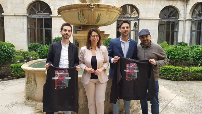 Galarzo, Colomo, Carrasco y Lendínez en la presentación de la película 'Dolerá cuando choques'.