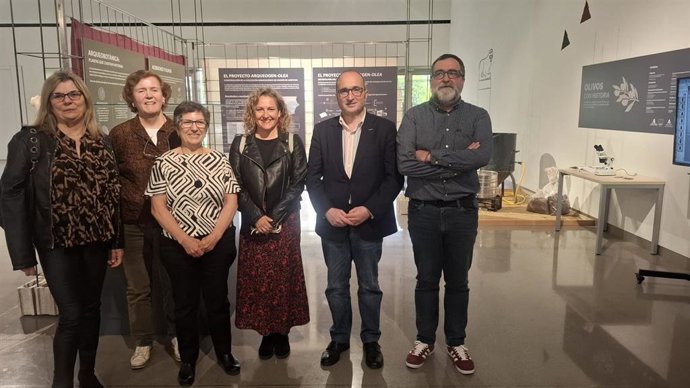 Inauguración de la muestra sobre el proyecto de investigación ArqueoGen-Olea